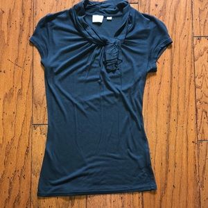 Beautiful gray XS Anthro T-shirt with a flare!